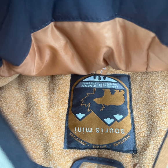 Kids winter jacket and pants pick up only college/Spadina Toronto - Picture 4 of 6